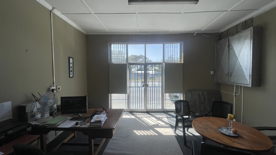 To Let commercial Property for Rent in Diep River Western Cape